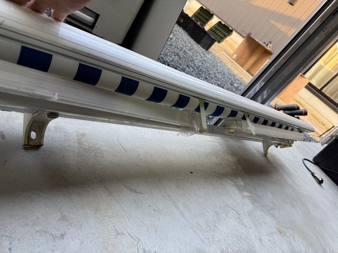 車両用オーニング 青と白のストライプ 2m