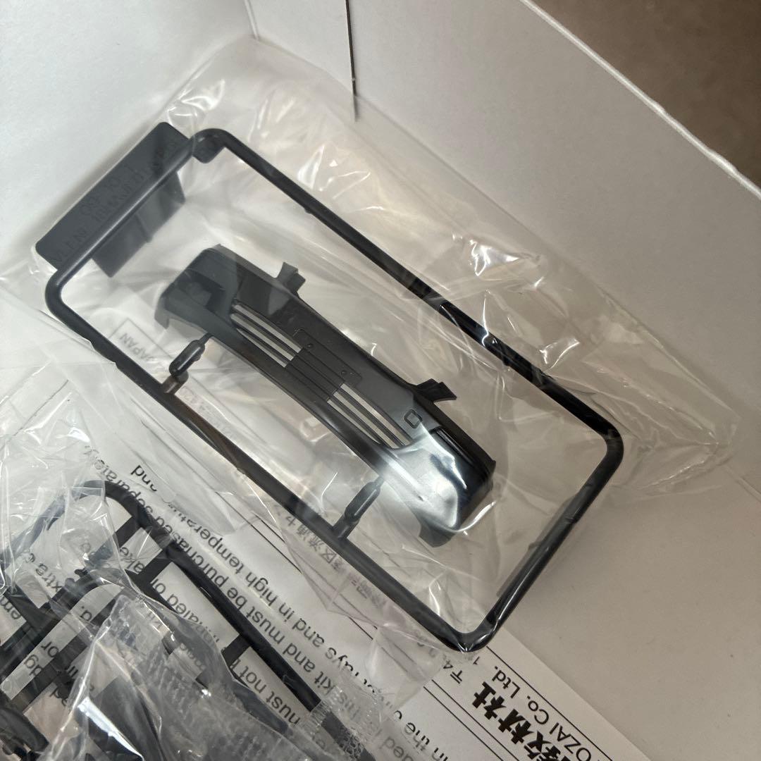 青島CROWN MAJESTA プラモデルキット