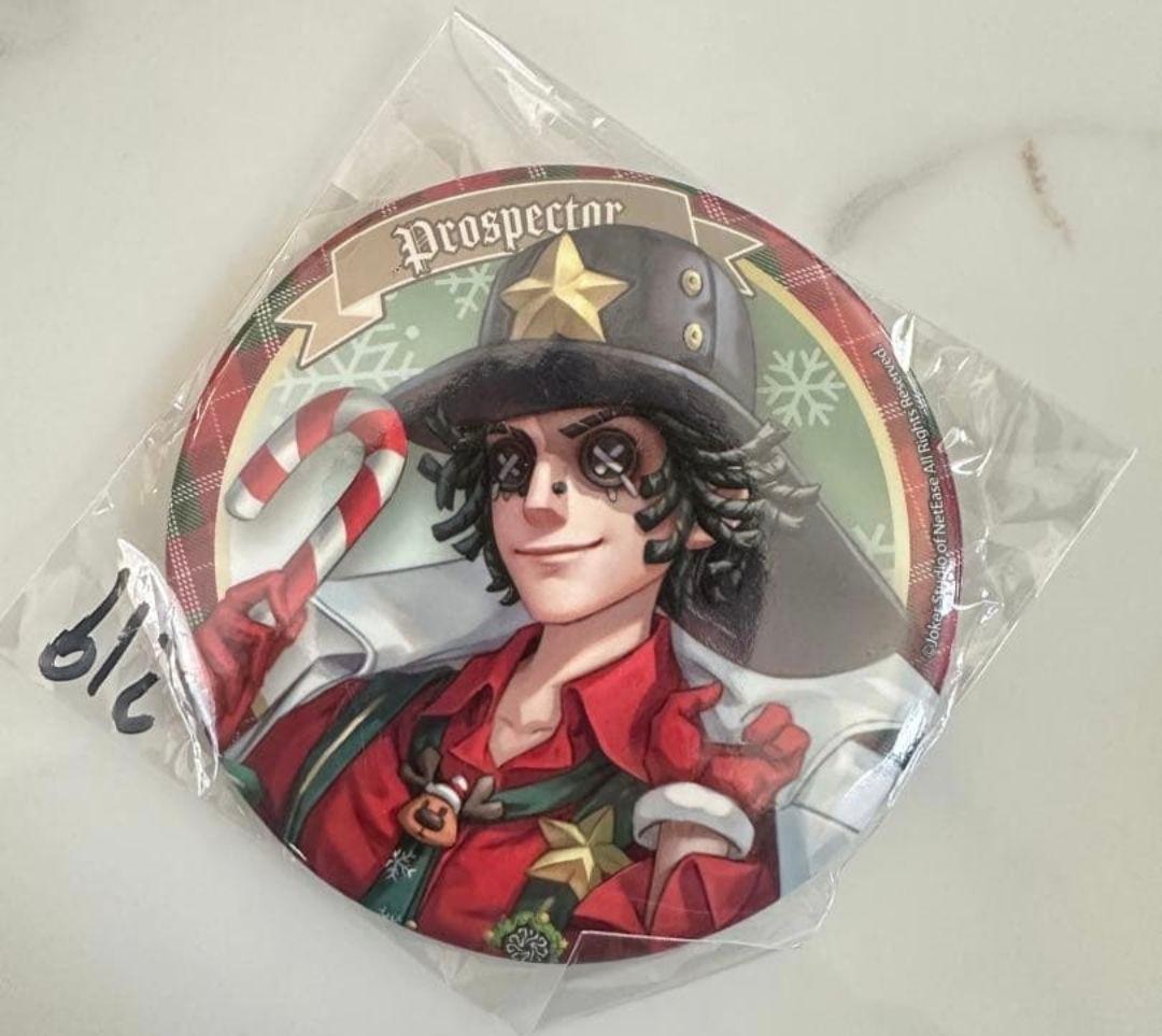 第五人格　BUTLERS CAFE スイパラ　探鉱者　缶バッジ　クリスマス