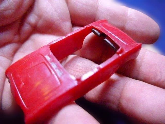 とても貴重なスロットルカー4台+1台（シャーシなし）ジャンク