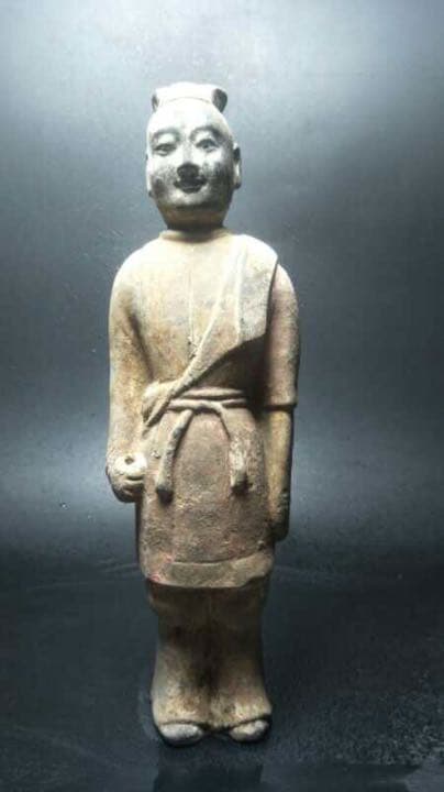 古代中国美術品　北斎時代人物俑