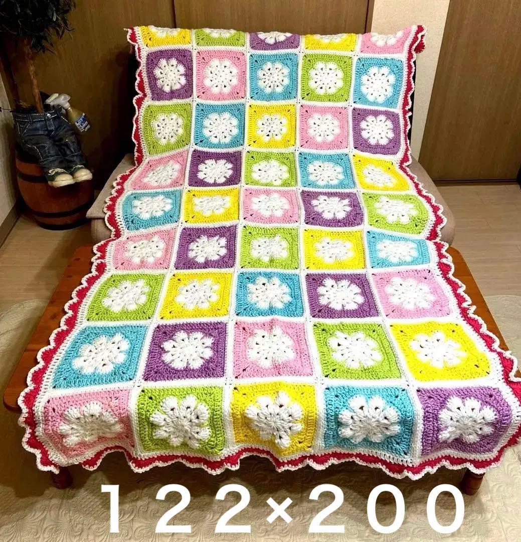 チュ子の編み物❣️マルチカバー・ベッド・こたつ・ソファー・出しっぱなしゴロ寝毛布