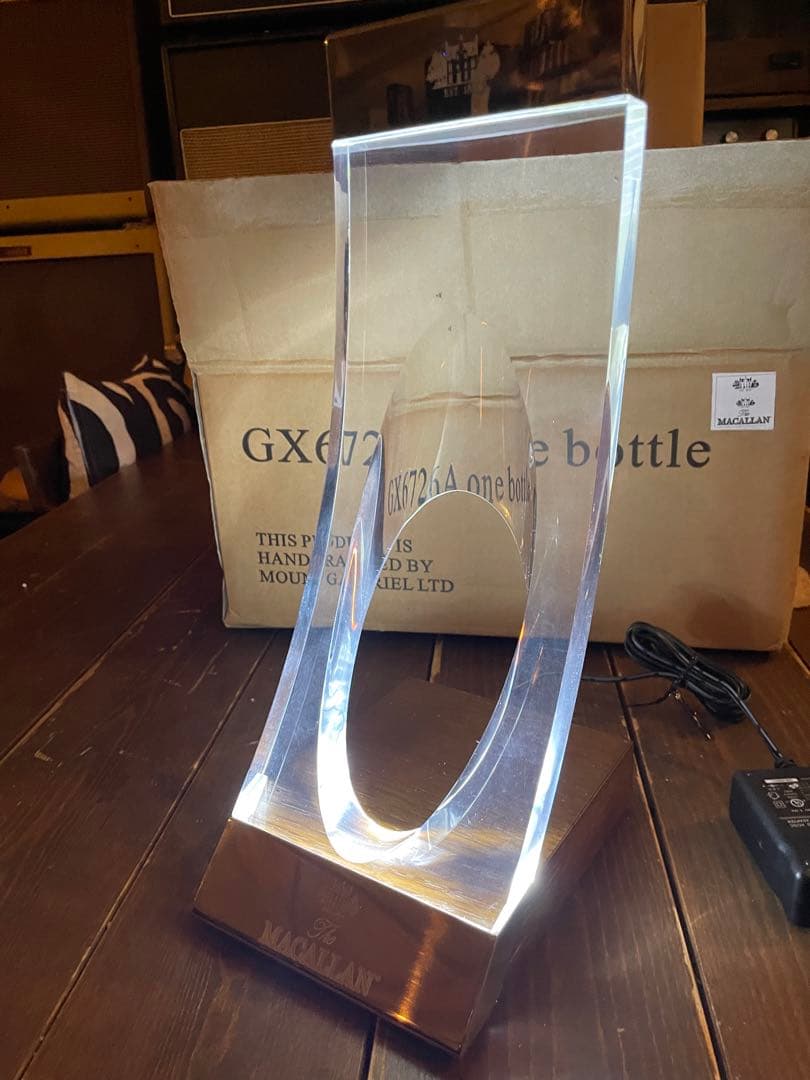 ザ・マッカラン アクリルディスプレイ