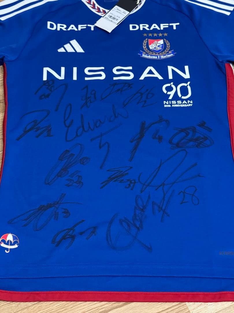 adidas サッカーシャツ サイン入り