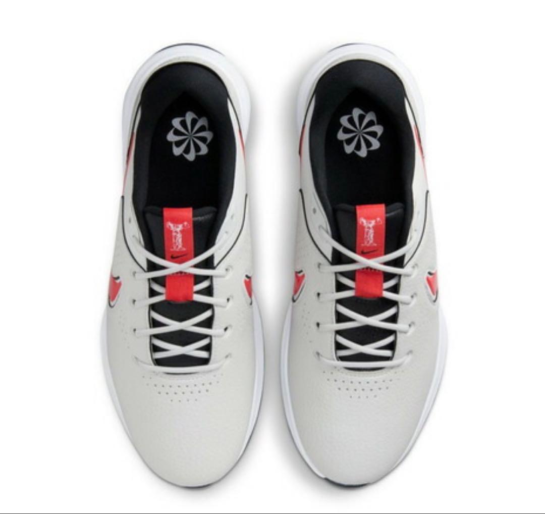 新品　ナイキ（NIKE）ビクトリー プロ 3