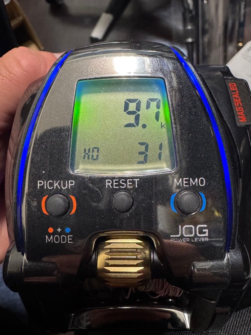 新古品 SEABORG 300J 電動リール