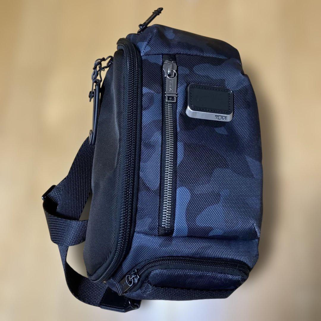 【大幅値下げ】TUMI ブラック迷彩 ショルダーバッグ