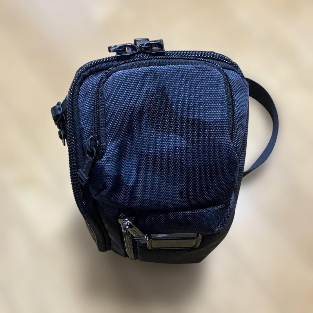 【大幅値下げ】TUMI ブラック迷彩 ショルダーバッグ