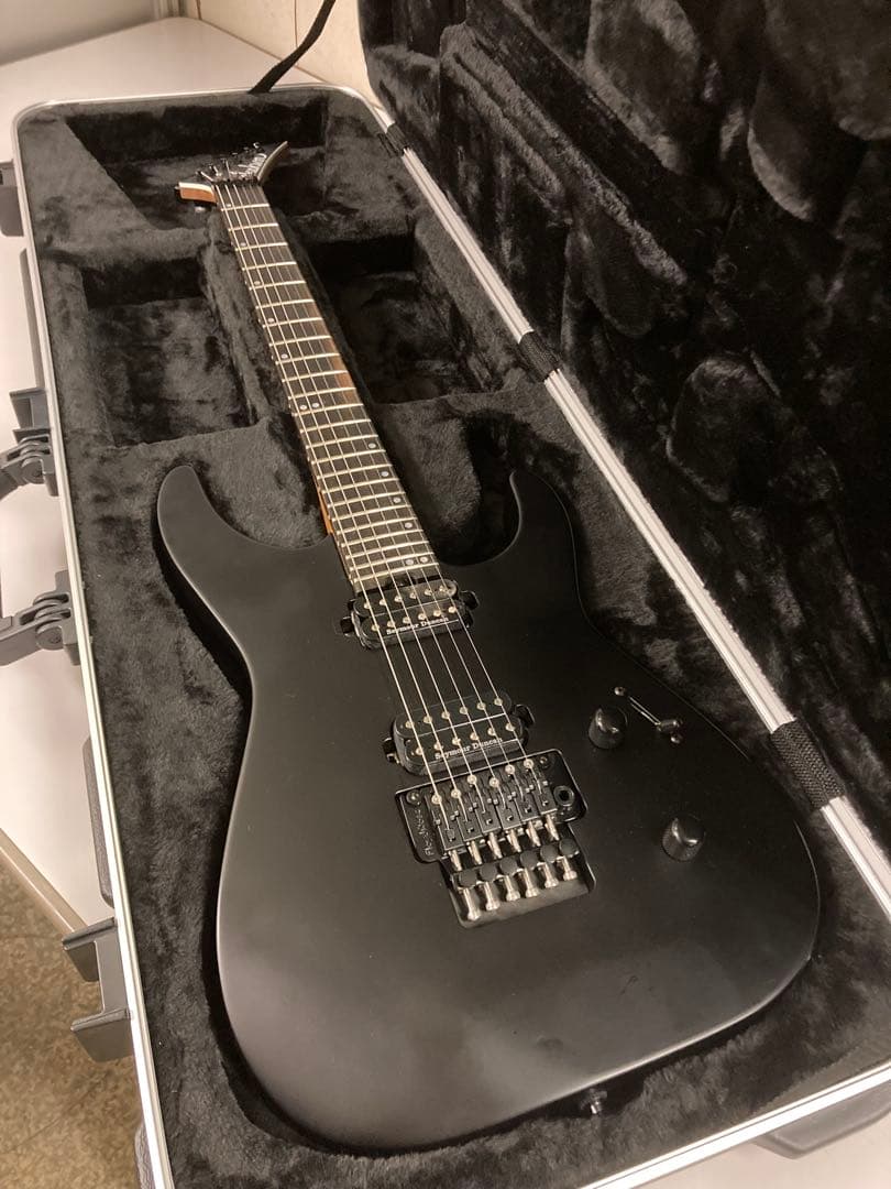 Jackson Virtuoso 純正ハードケース付き