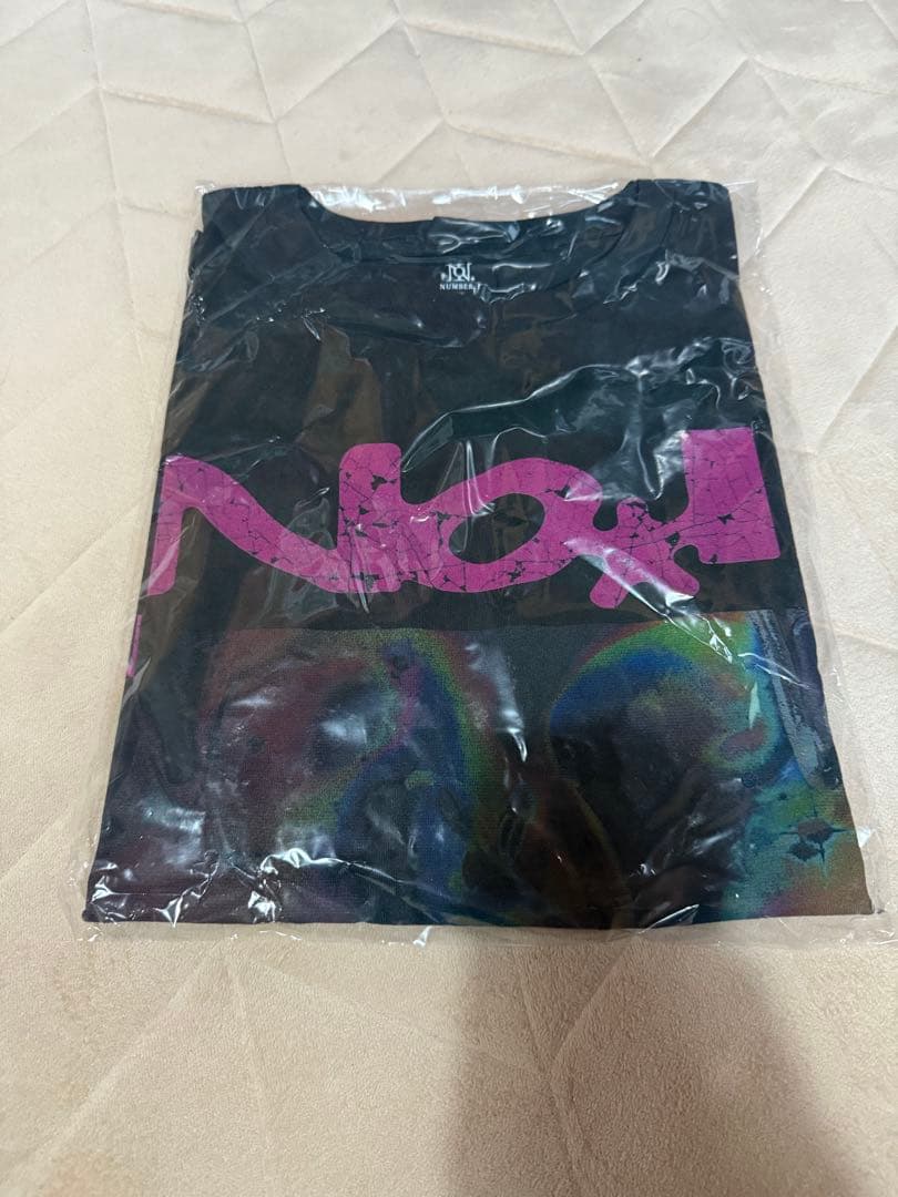 Number_i Tシャツ（スミクロ）