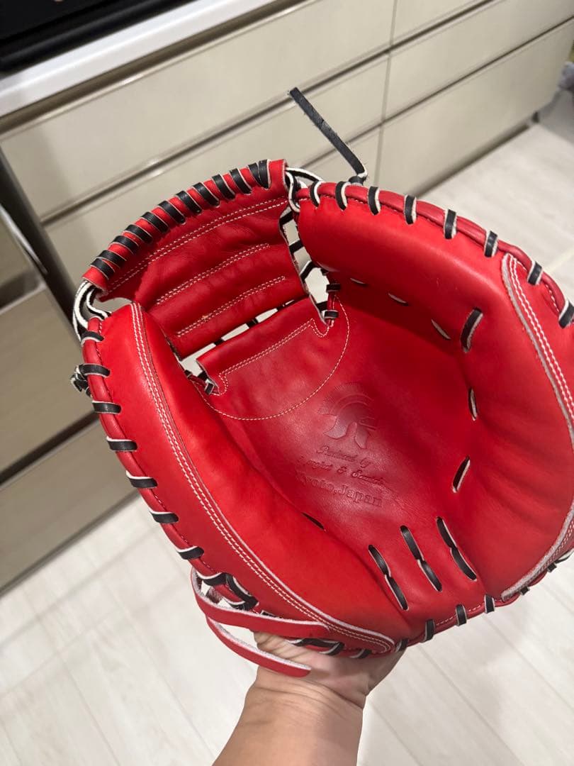 【最終値引き】ヘルム　キャッチャーミット軟式