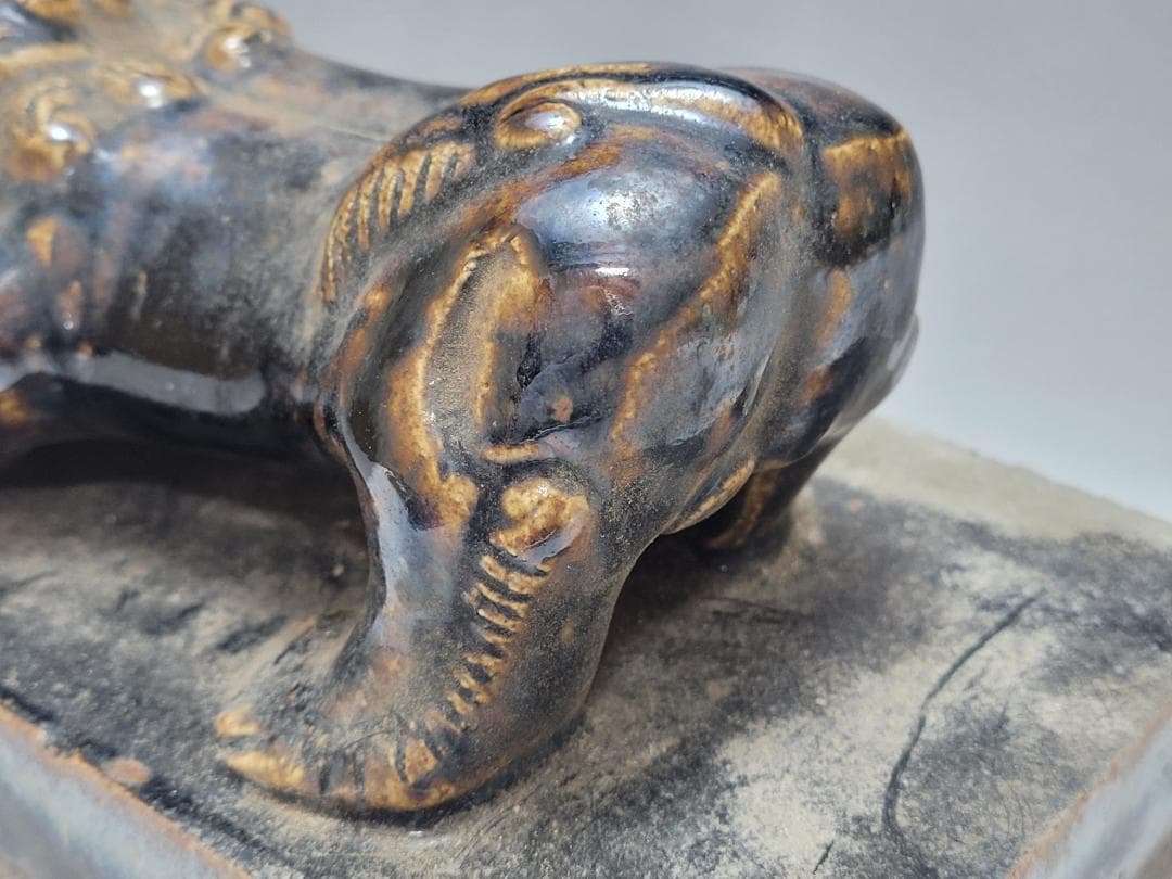 黑釉 神獣型 文鎮 元明時代 幅約23.1cm