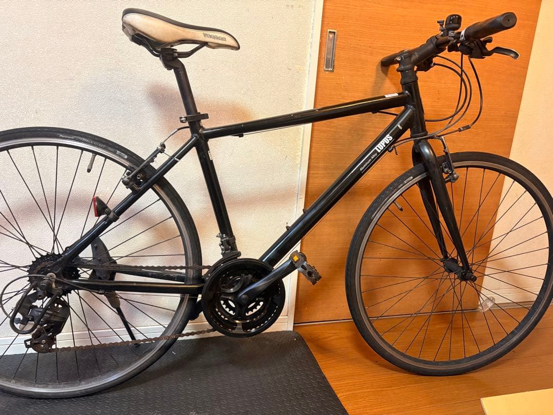 クロスバイク LUPUS アルミフレーム 700C 通勤通学