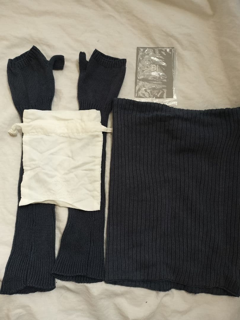 M*i様 最終価格★DRESSHERSELF ネックウォーマー＆アームウォーマー