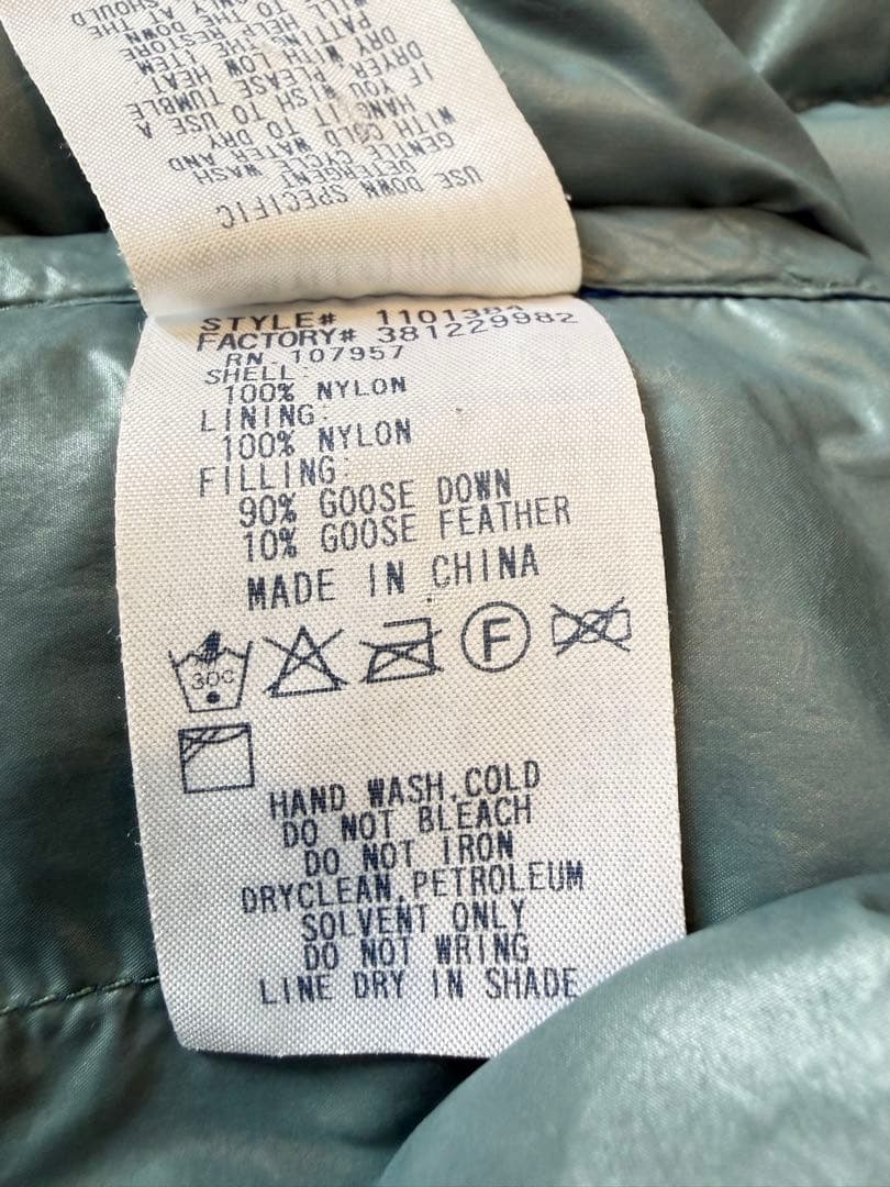 モンベル U.L.ダウン ガイドパーカ 1101384