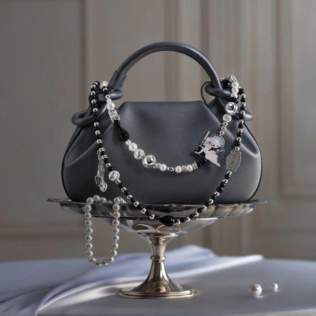 日本未発売SKULLPANDATheFeastBeginsPendantSet