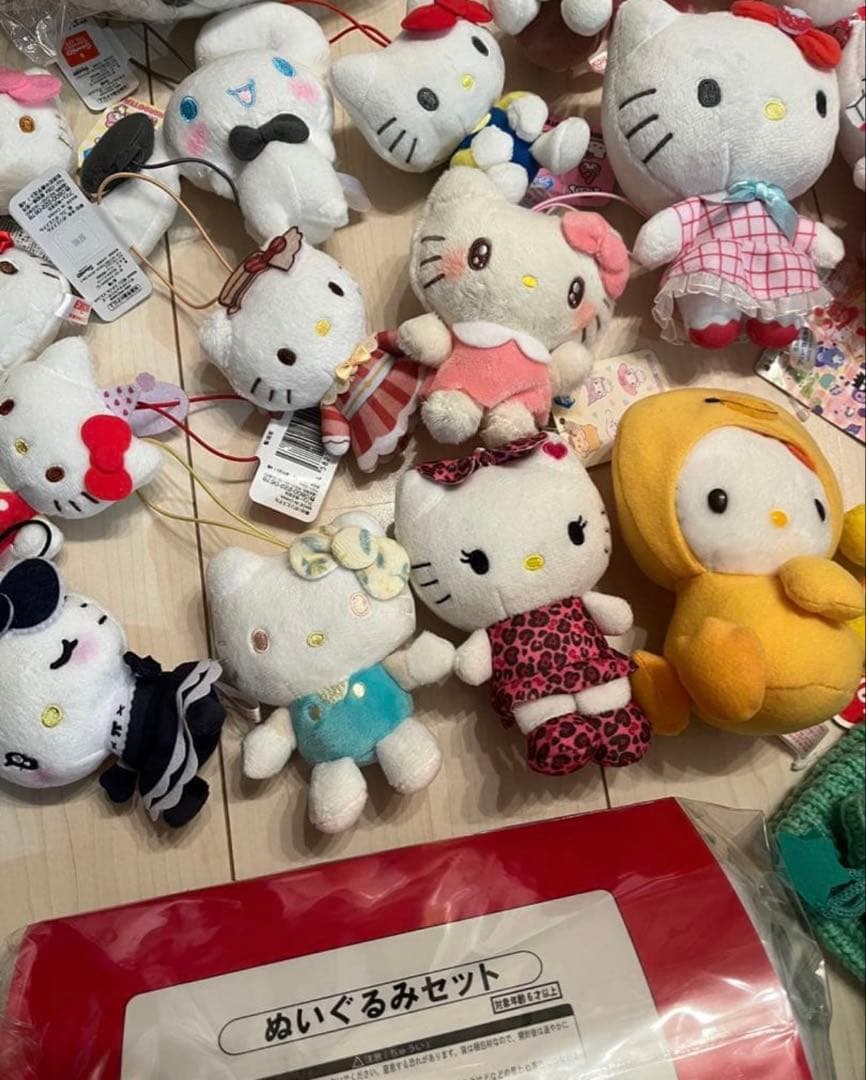 サンリオ キティ ぬいぐるみ マスコット ハローキティ 大量 まとめ売り 雑貨