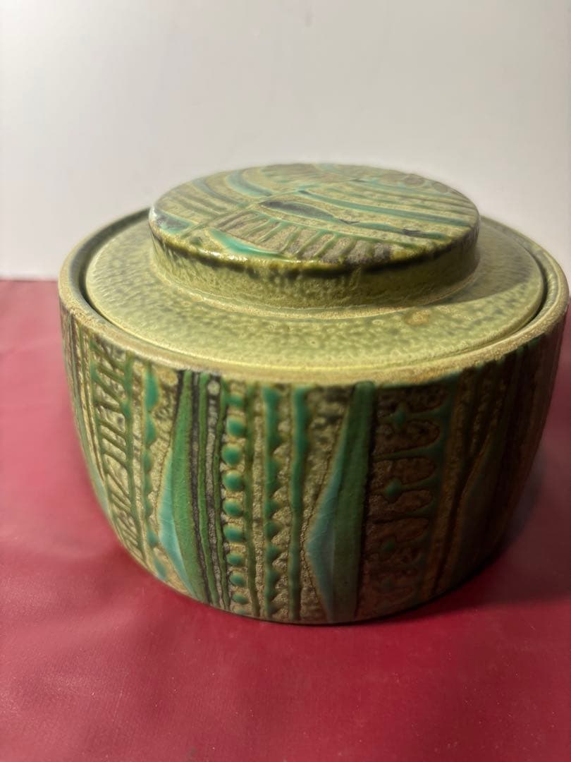 値下げしました　ロイヤルコペンハーゲン　蓋付き容器 小物入れ キャンディポット