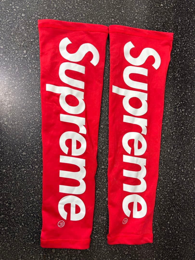 supreme アームカバー