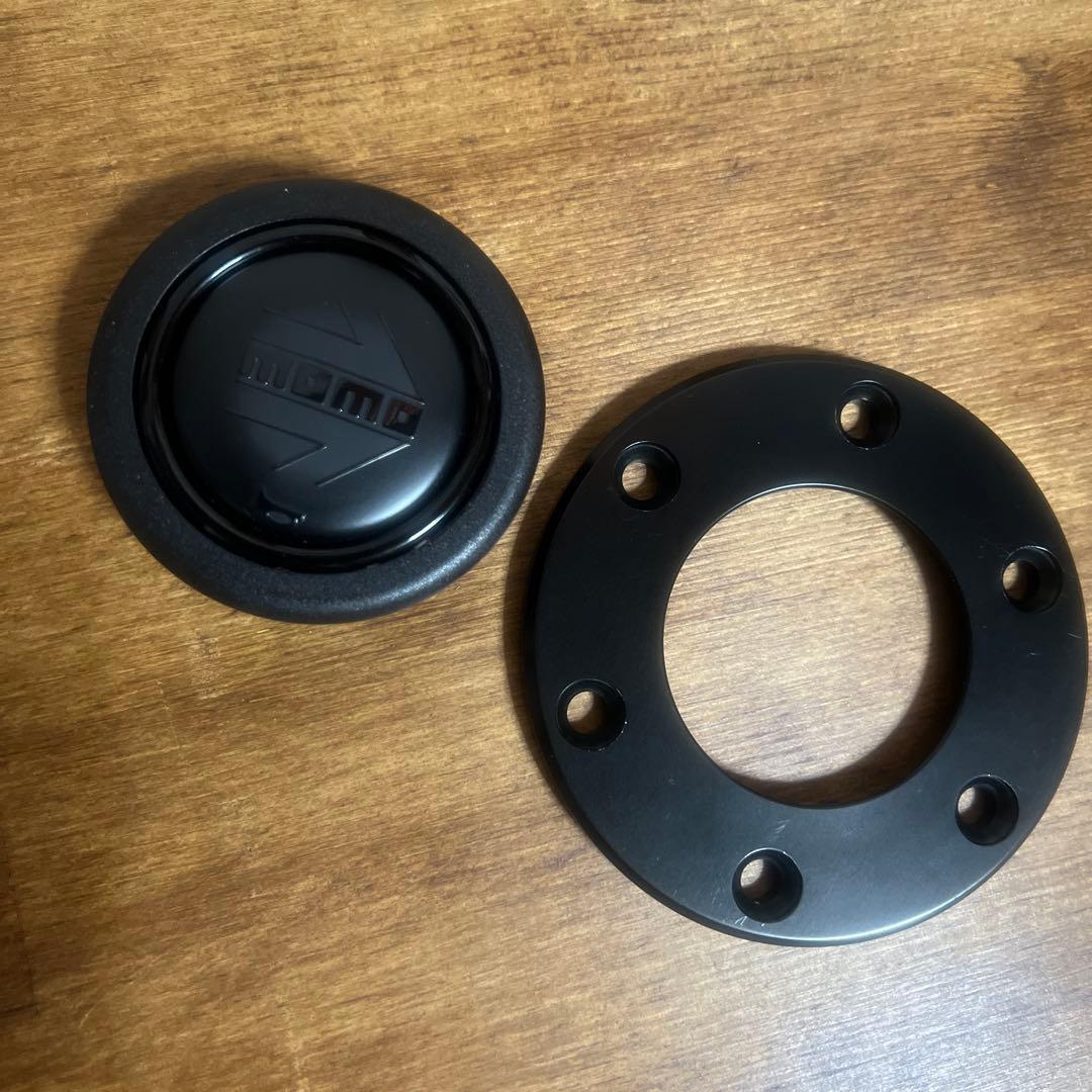 MOMO tuner corse ホーンボタン　ホーンリング モモ　ステアリング