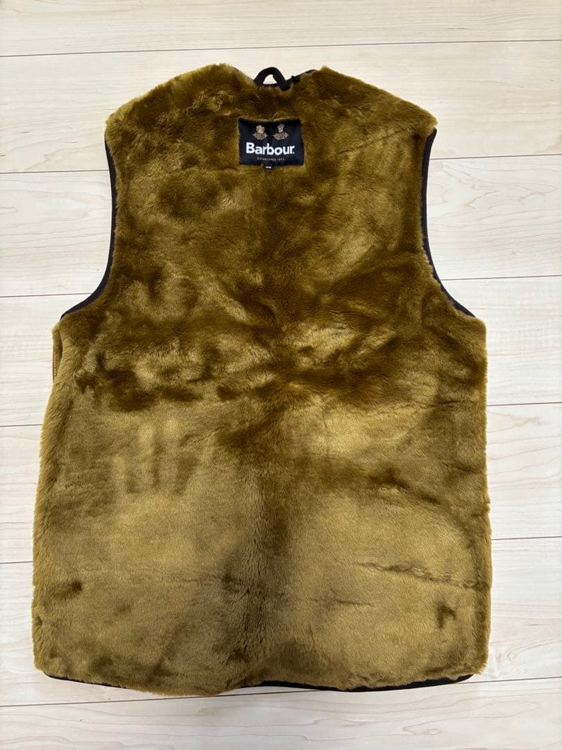 Barbour ファー ベスト 38