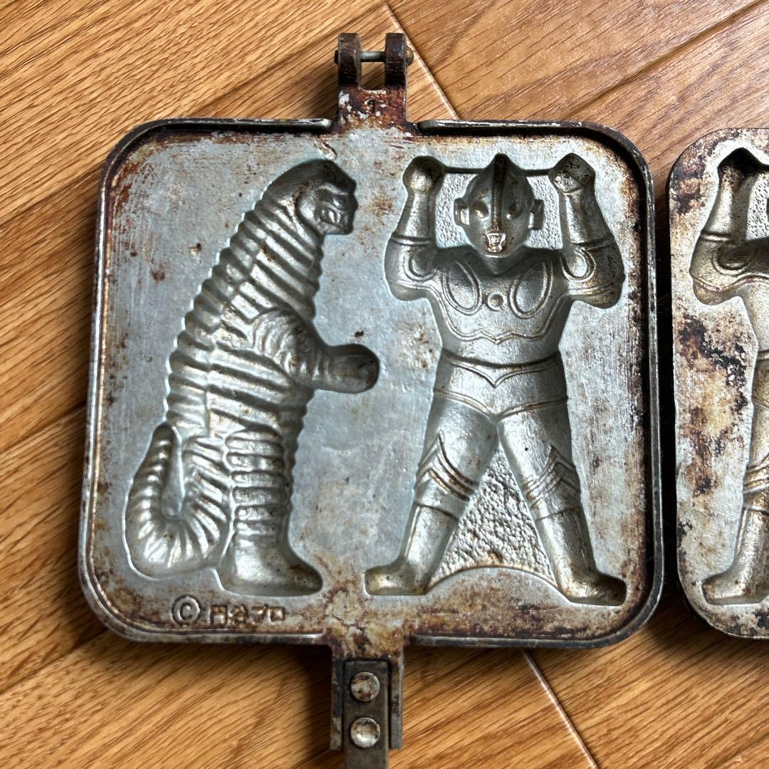 ウルトラマン 鯛焼き型 焼き型 昭和レトロ 怪獣 ホットサンドメーカー