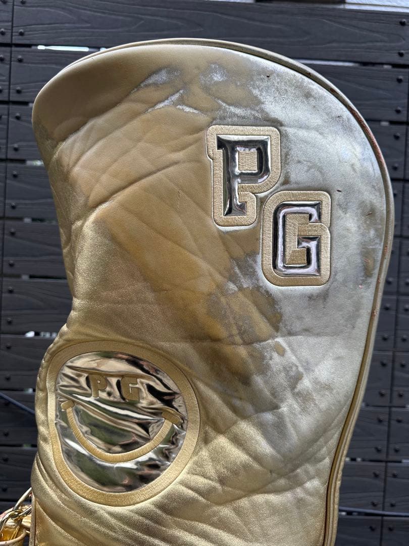 パーリーゲイツ　キャディバッグ　限定品ゴールド