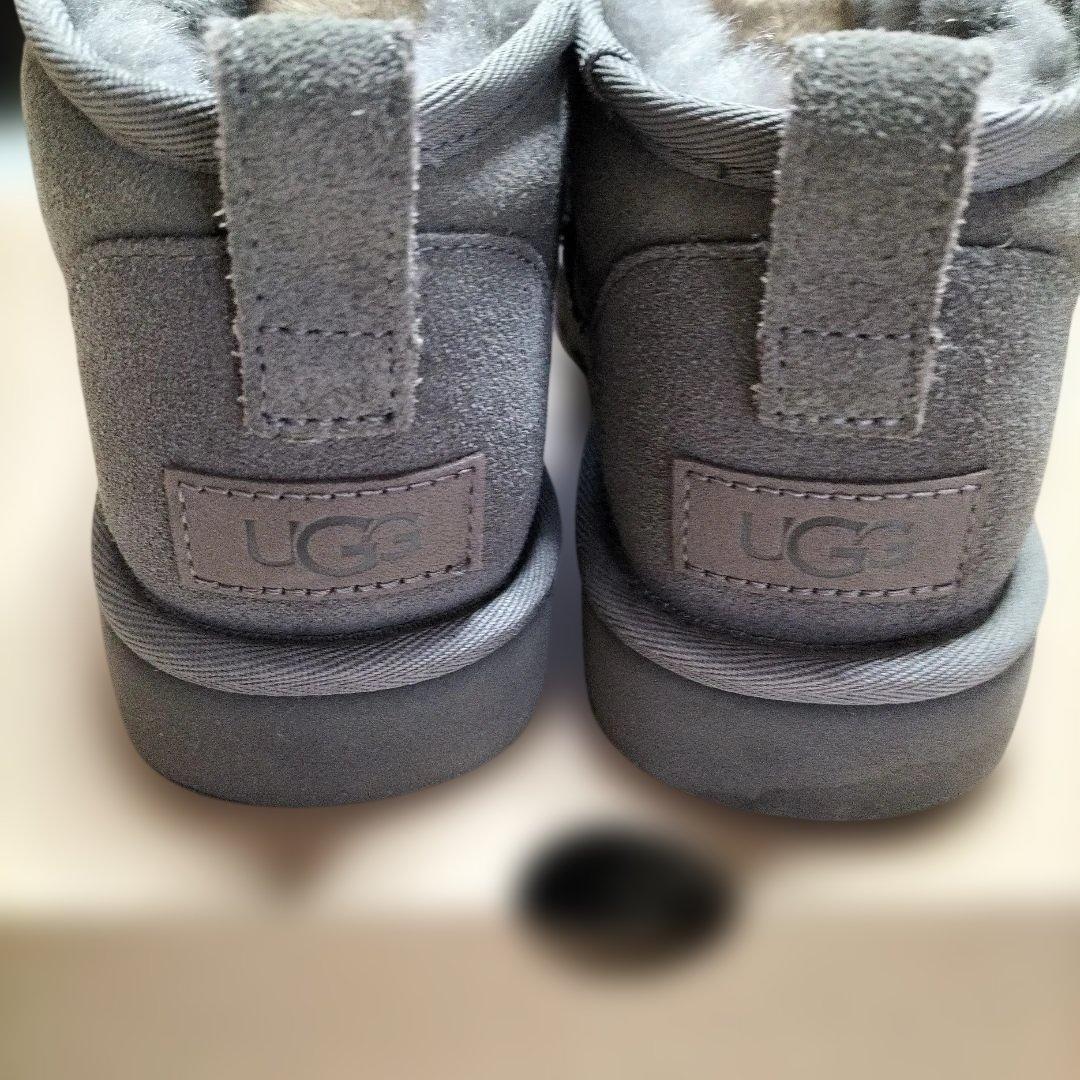☆ UGG アグ クラッシック ウルトラミニ ☆