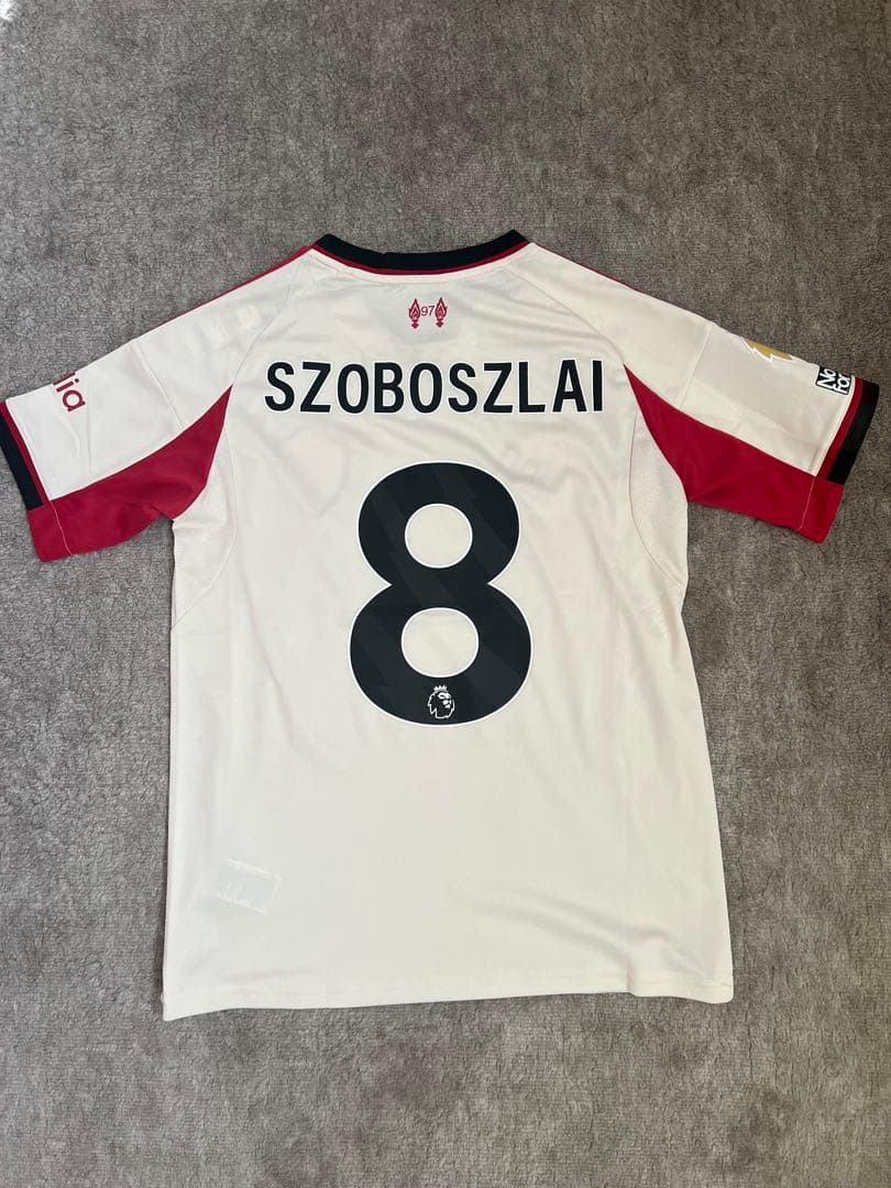 リヴァプール ソボスライ　アウェイユニフォーム
