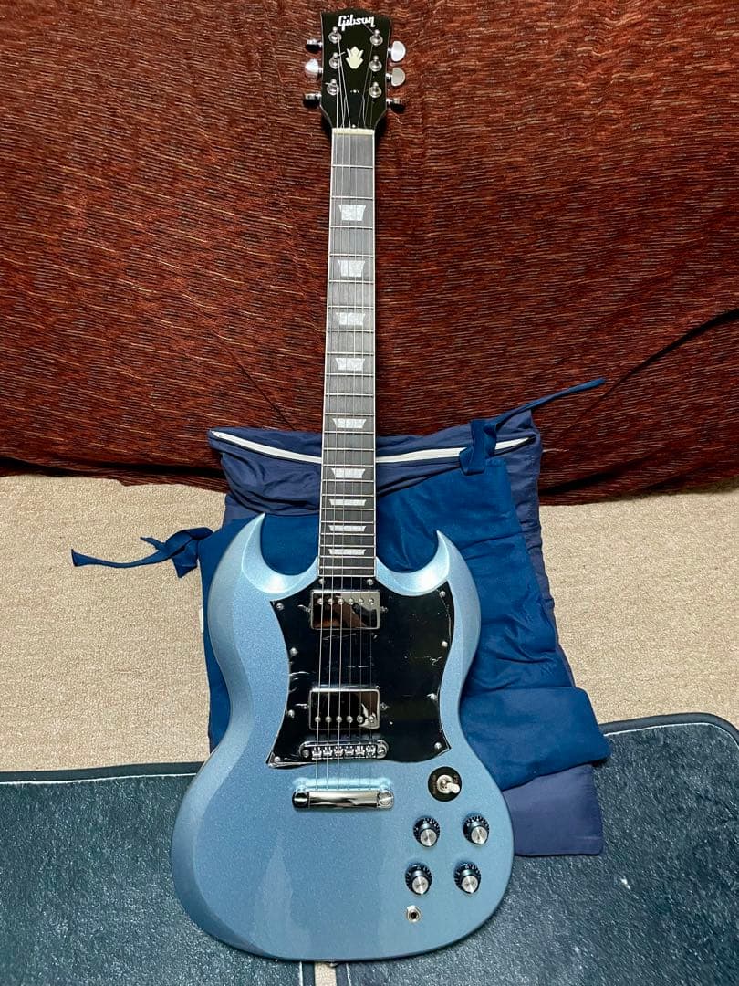 SGタイプ　エレキギター　あのちゃん風