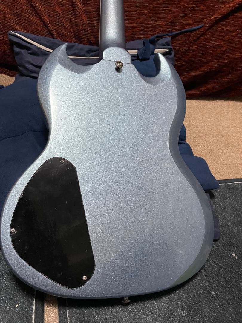 SGタイプ　エレキギター　あのちゃん風