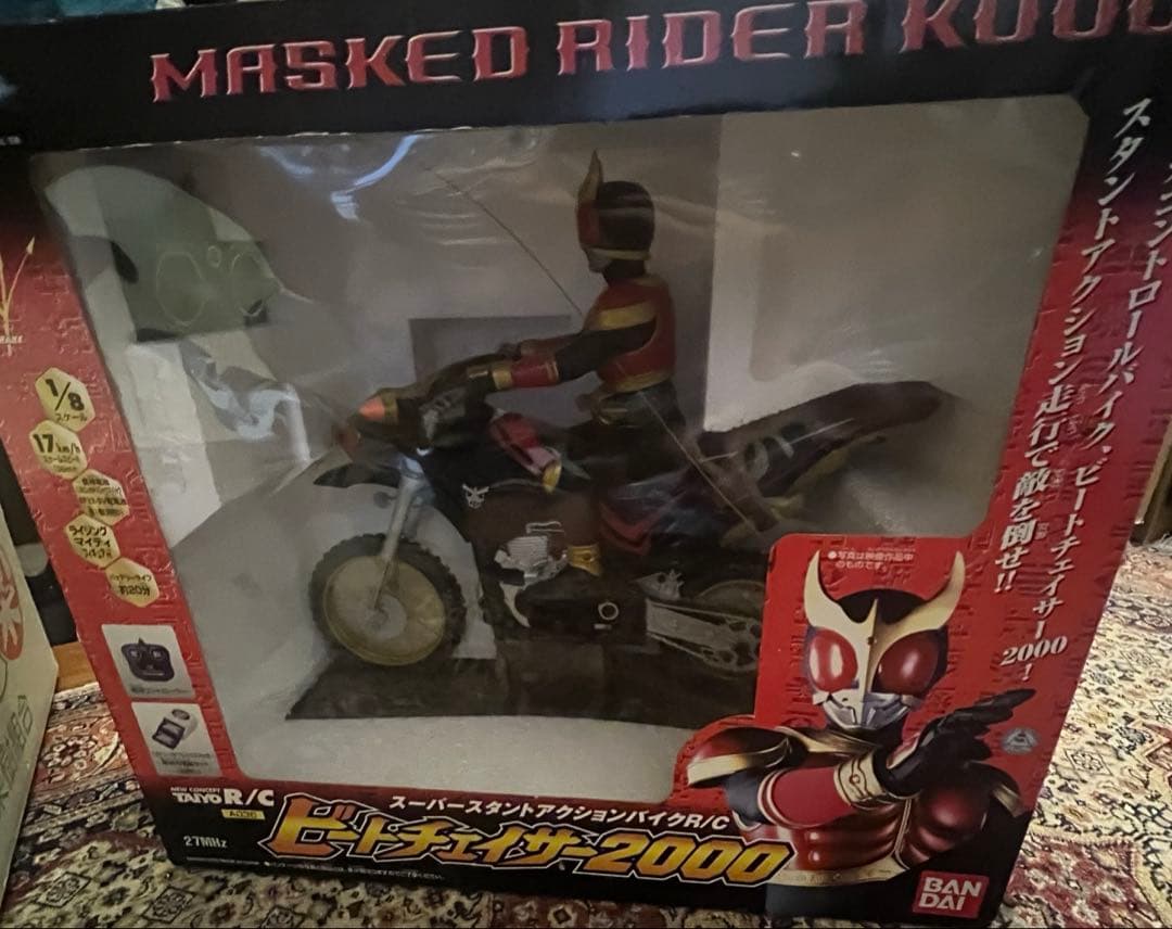 1/10 ビートチェイサー2000（仮面ライダークウガ）　バイクラジコン二輪走行