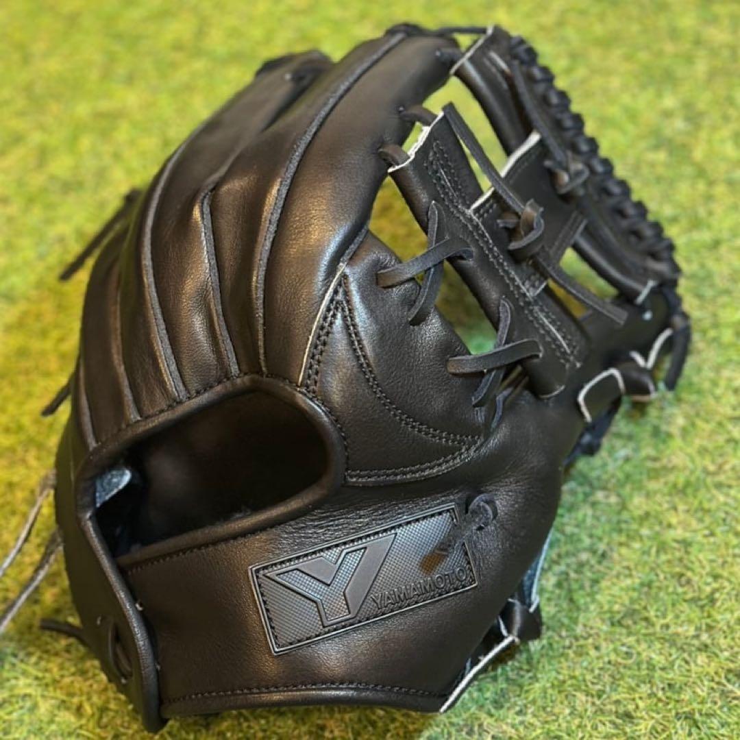 未使用YAMAMOTO Pro Essential　硬式小指2本入れ専用内野用