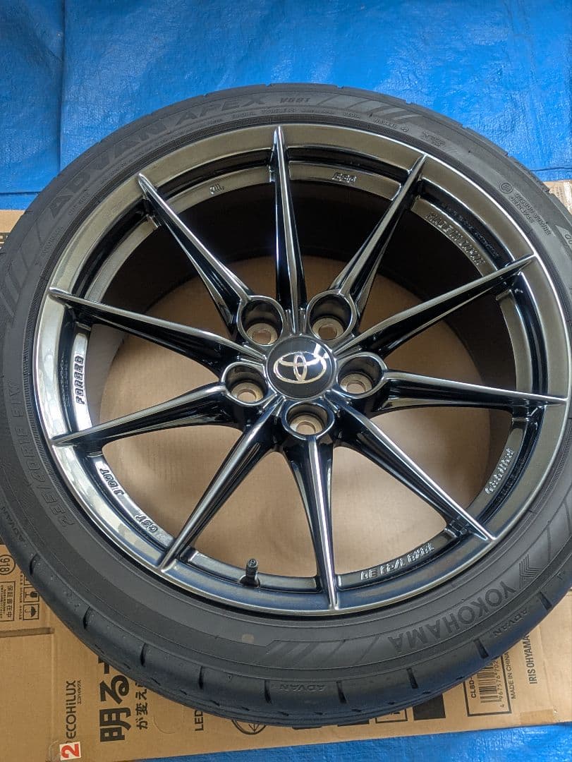 トヨタGRカローラ 純正BBS鍛造ホイール オマケ付き
