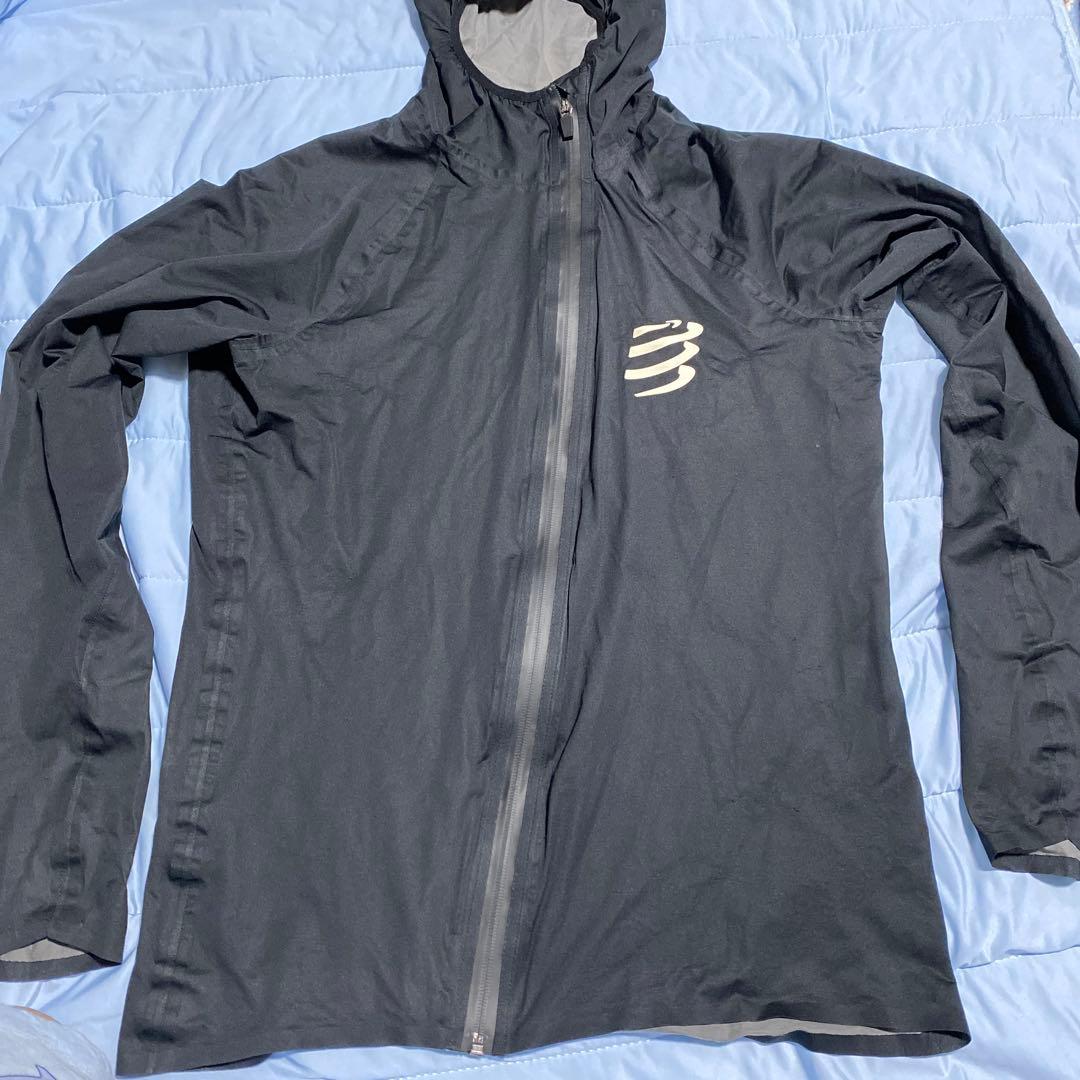 COMPRESSPORTハリケーン ウォータープルーフ ジャケット