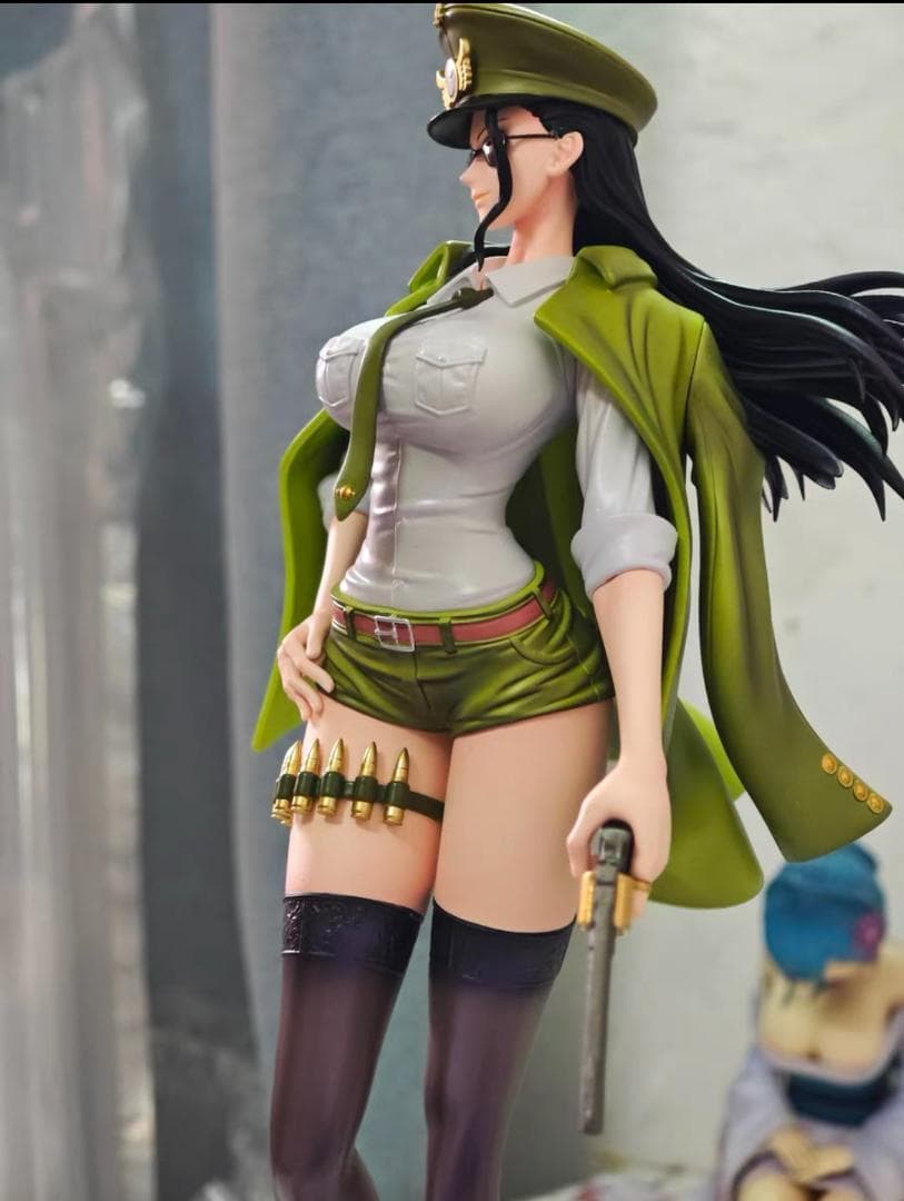 ワンピース GOLDEN ニコ・ロビン ガレージキット スタチュー フィギュア