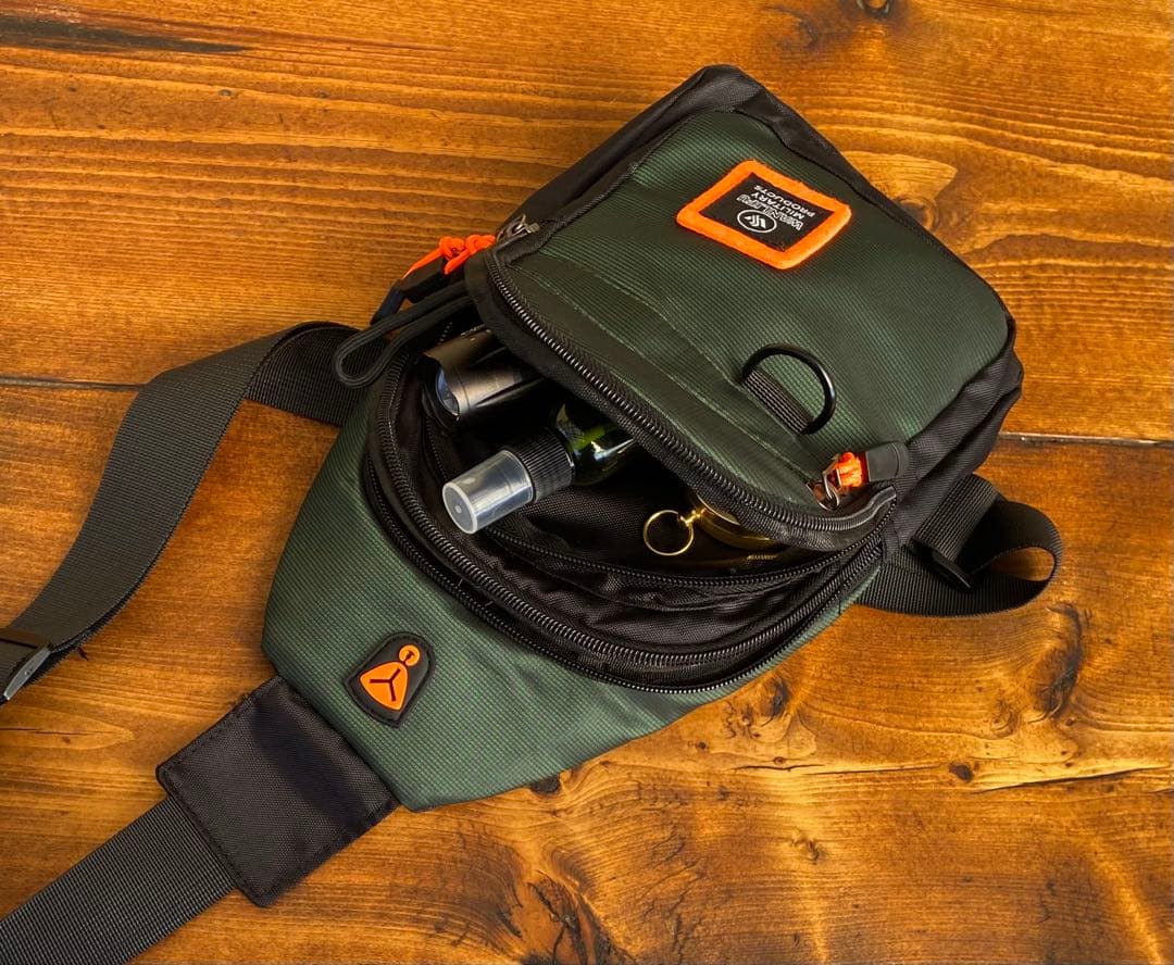 クワガタ採集セット　蛍光ピンク　オリジナル掻き出し棒　デジタルノギス　採集ケース