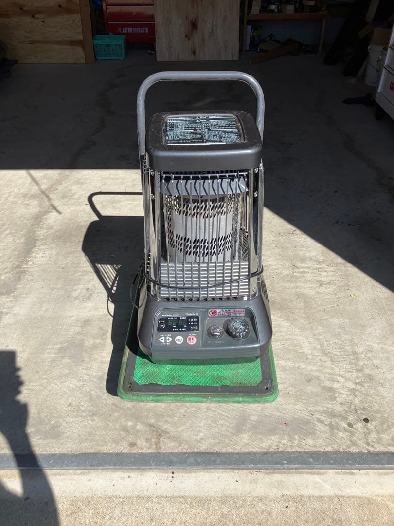 専用　引取限定　Dainichi FM-107F 石油ファンヒーター