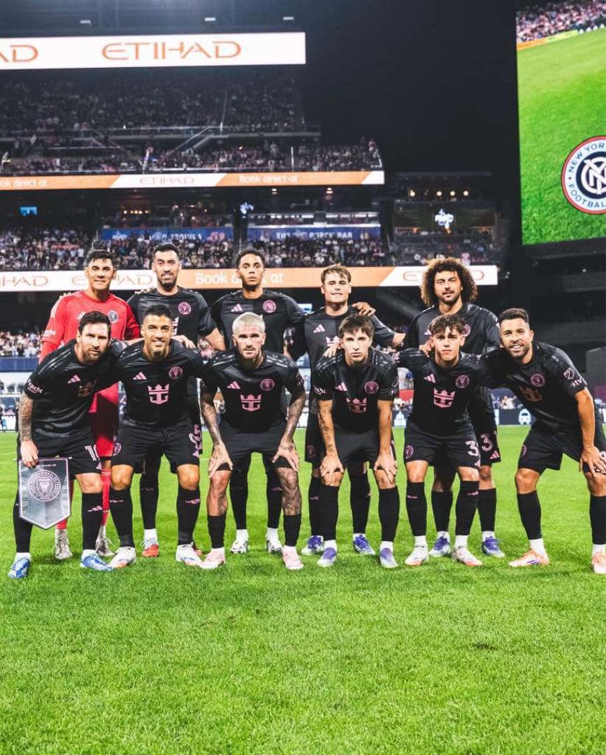 【正規品】メッシ インテルマイアミ 2025アウェイユニフォームＬサイズ