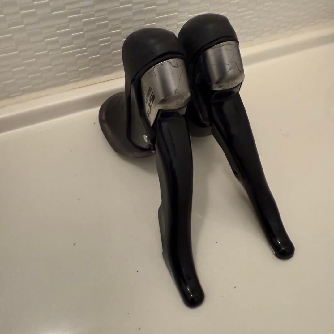 デュアルコントロールレバー ST-5700 105 2x10s シマノ