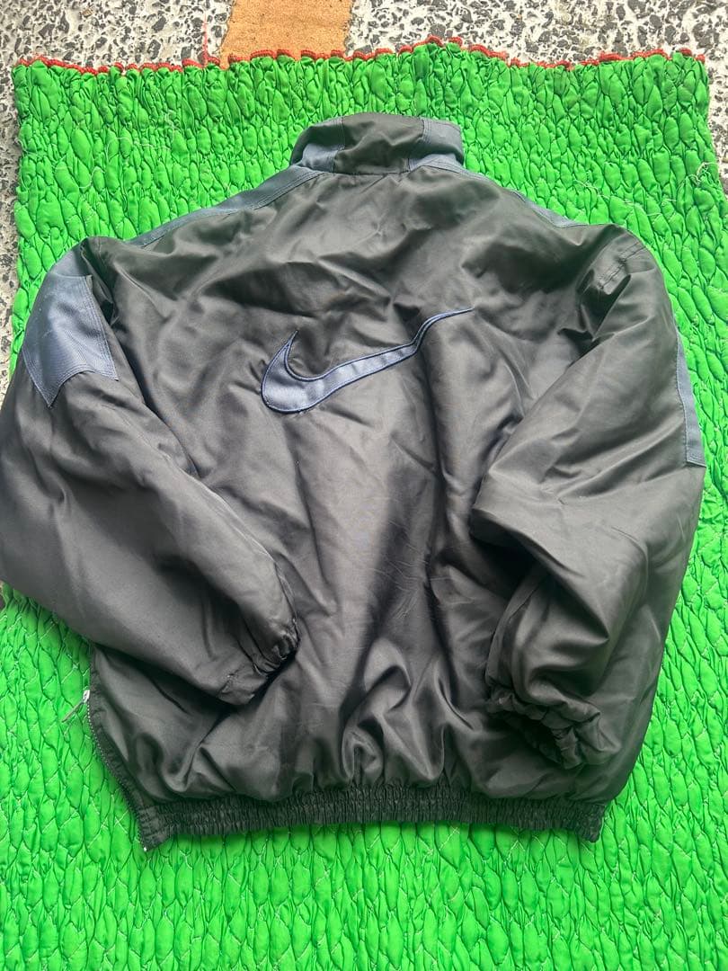 Nike ブラック ナイロンジャケット　90s 銀タグ