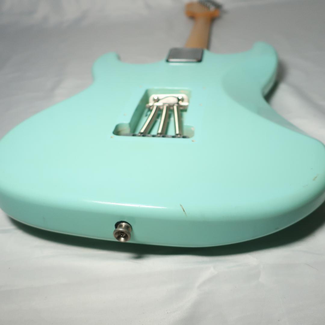 サーフグリーン ストラトタイプ エレキ Legend by Aria ProII