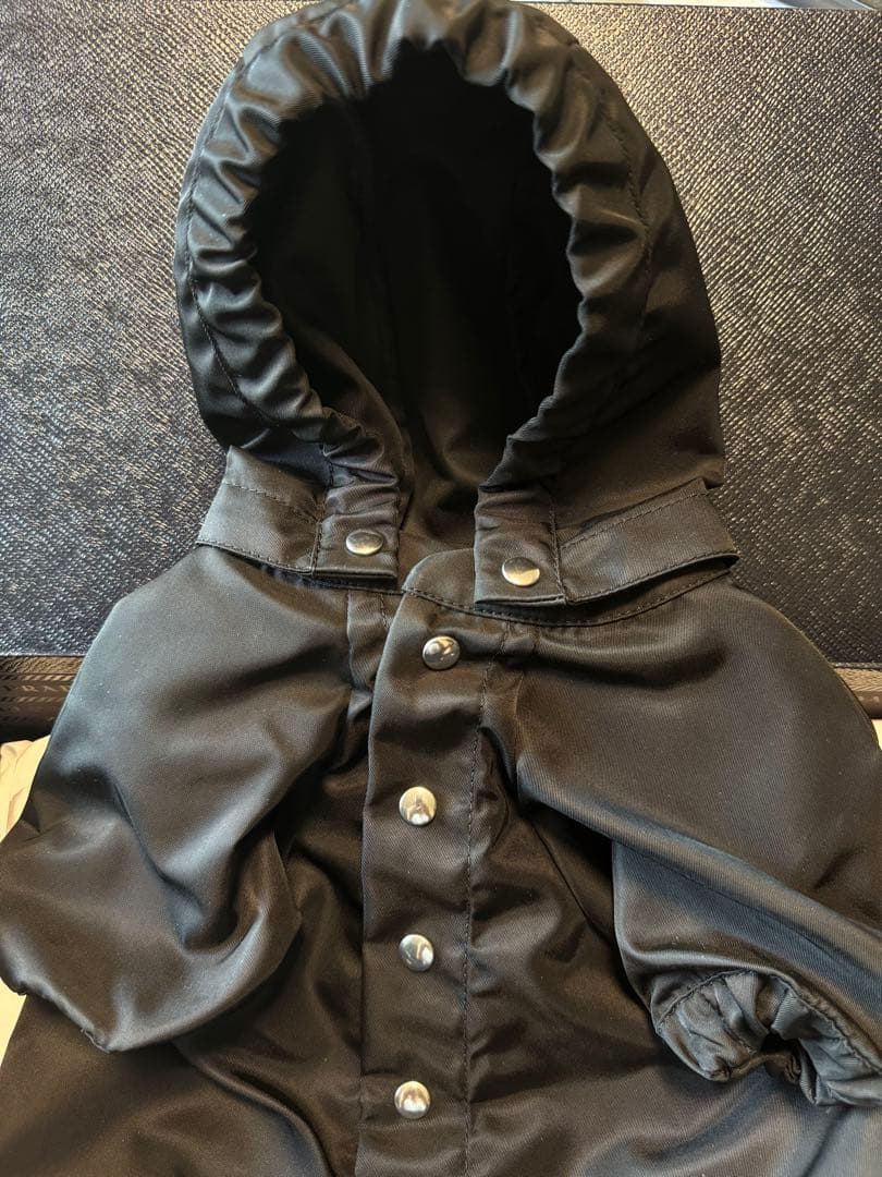 限定値下【PRADA】ドッグ　レインコート (新品・未使用)