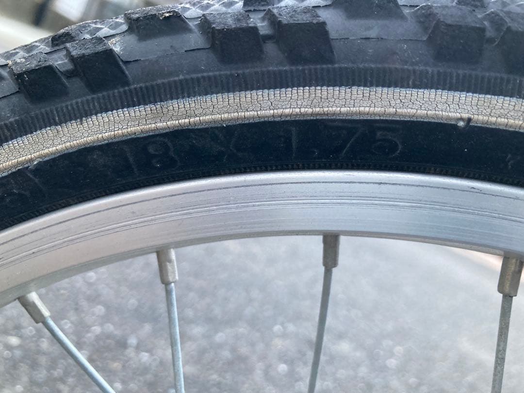 BRIDGESTONE CROSS FIRE クロスファイヤーキッズ　18インチ