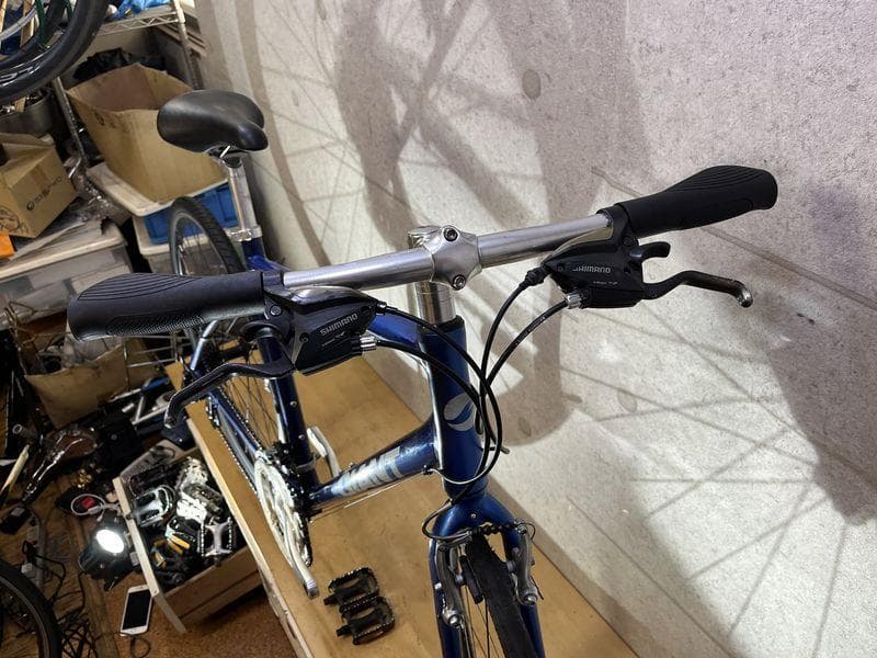 GIANT ESCAPE R3 クロスバイク sizeM　ブルーカラー