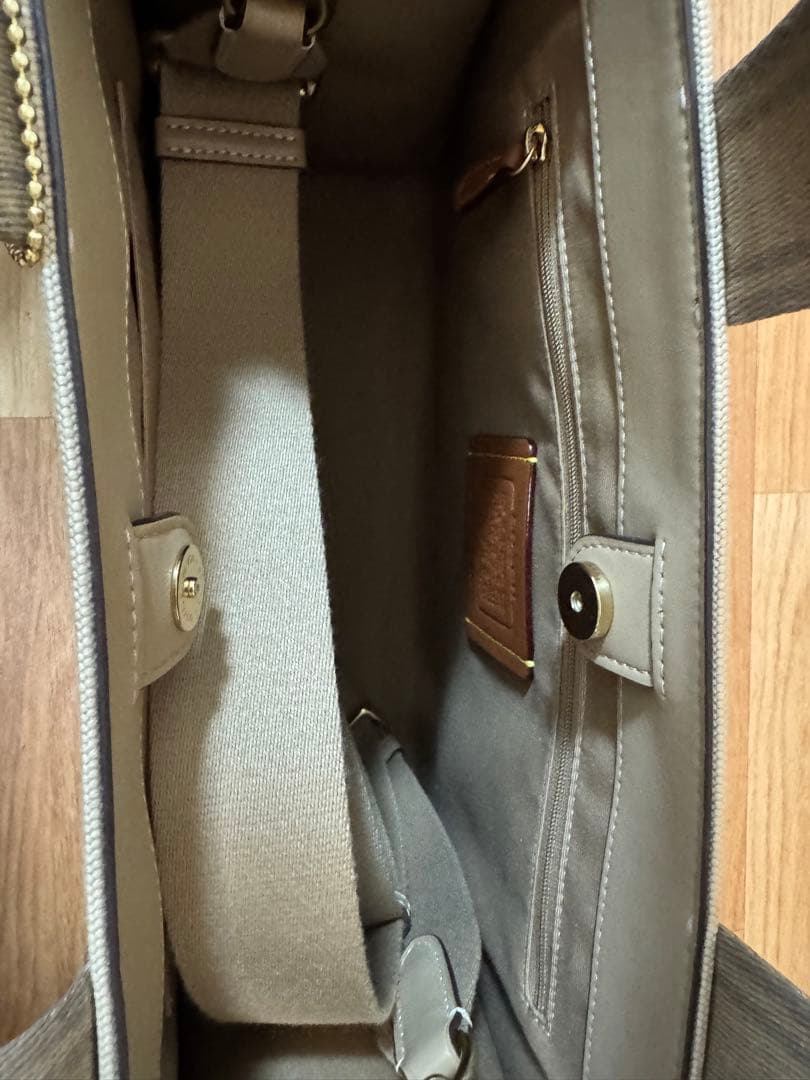 新品　未使用COACH ベージュ トートバッグ　品番: CAK93 IMLG6
