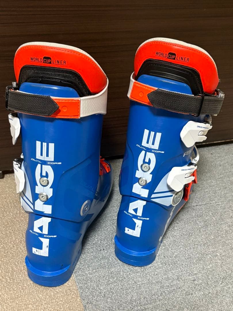いけこ　LANGE FIS 130 男性用スキーブーツ