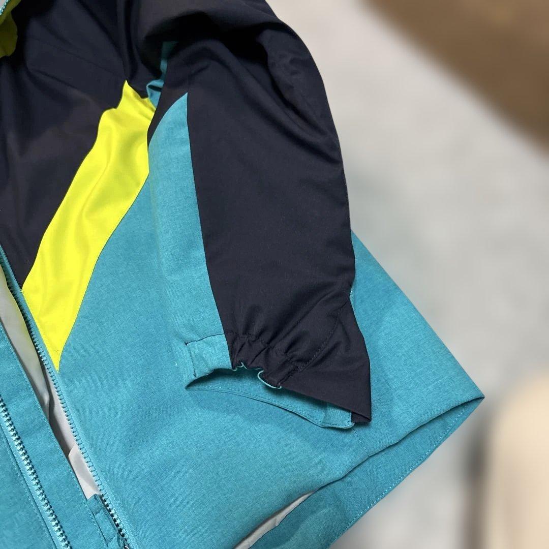 デサント　子ども用スキーウェアセット（青・黄・黒）