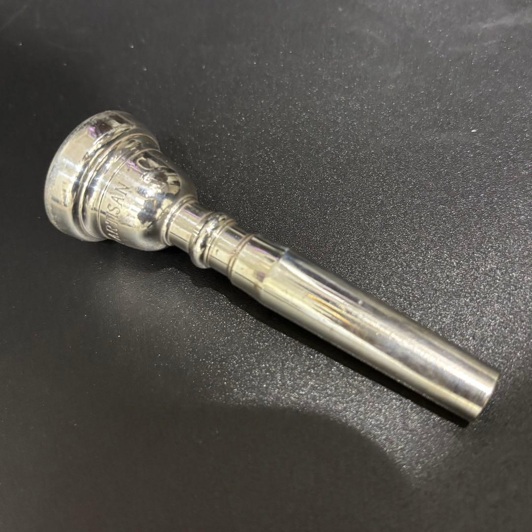 Bach Artisan トランペットマウスピース 1C