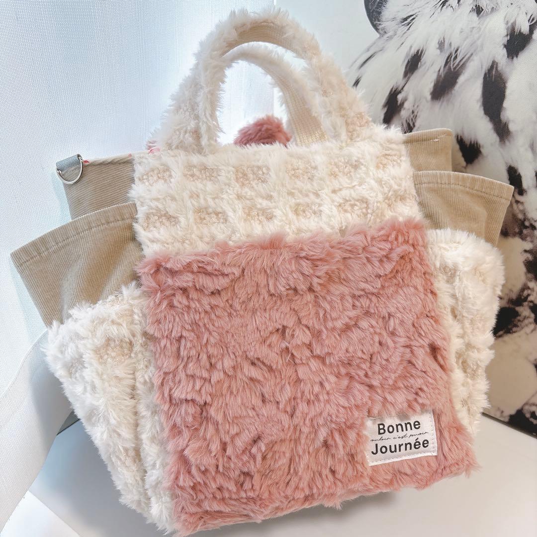 ☆*☆様 コヤンイサムチョン　バック　ふわふわファー　ルミちゃん　ピンク×アイボ